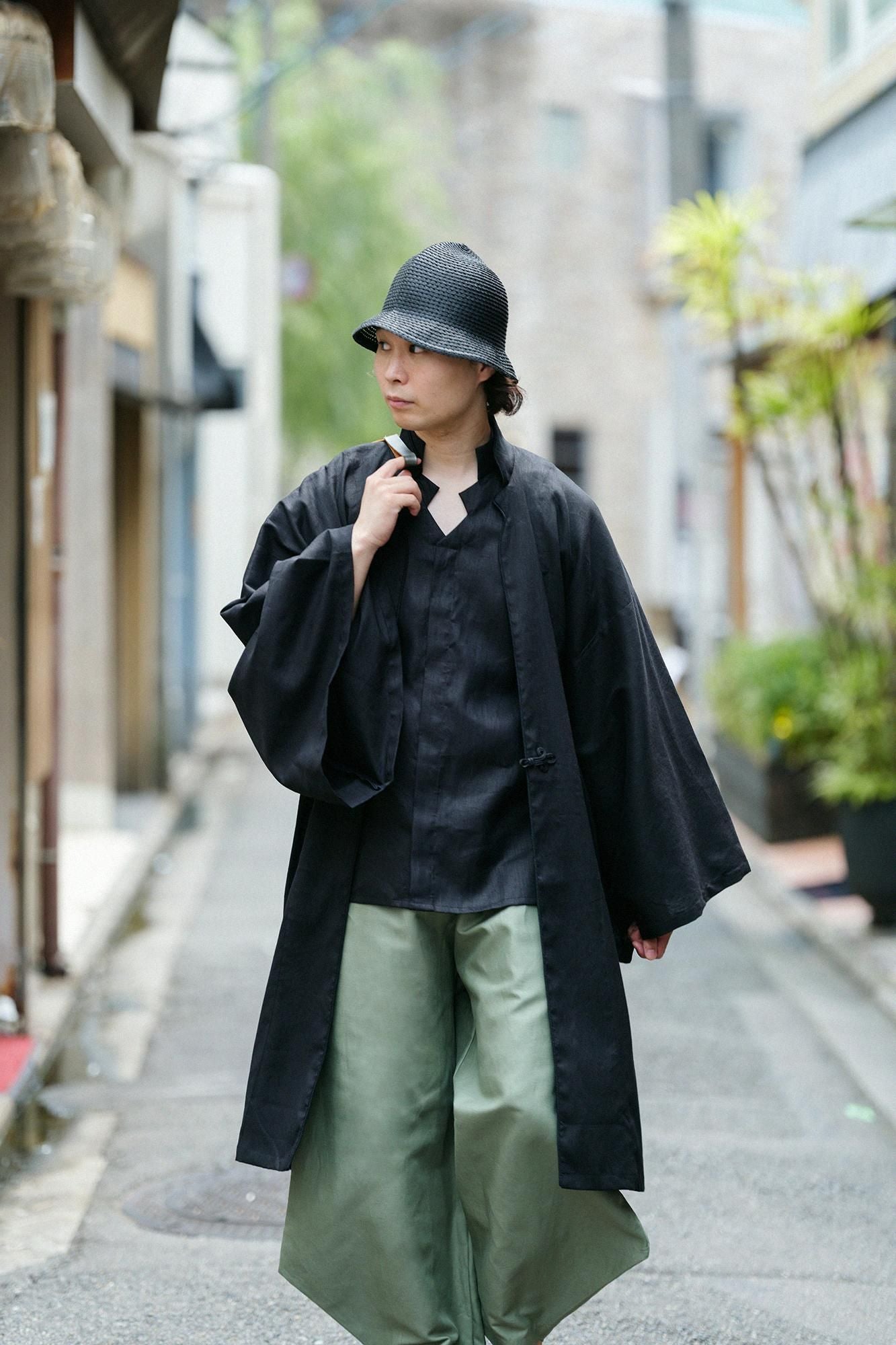 Linen Shinshu Kimono Sleeve Blouse／Black 2