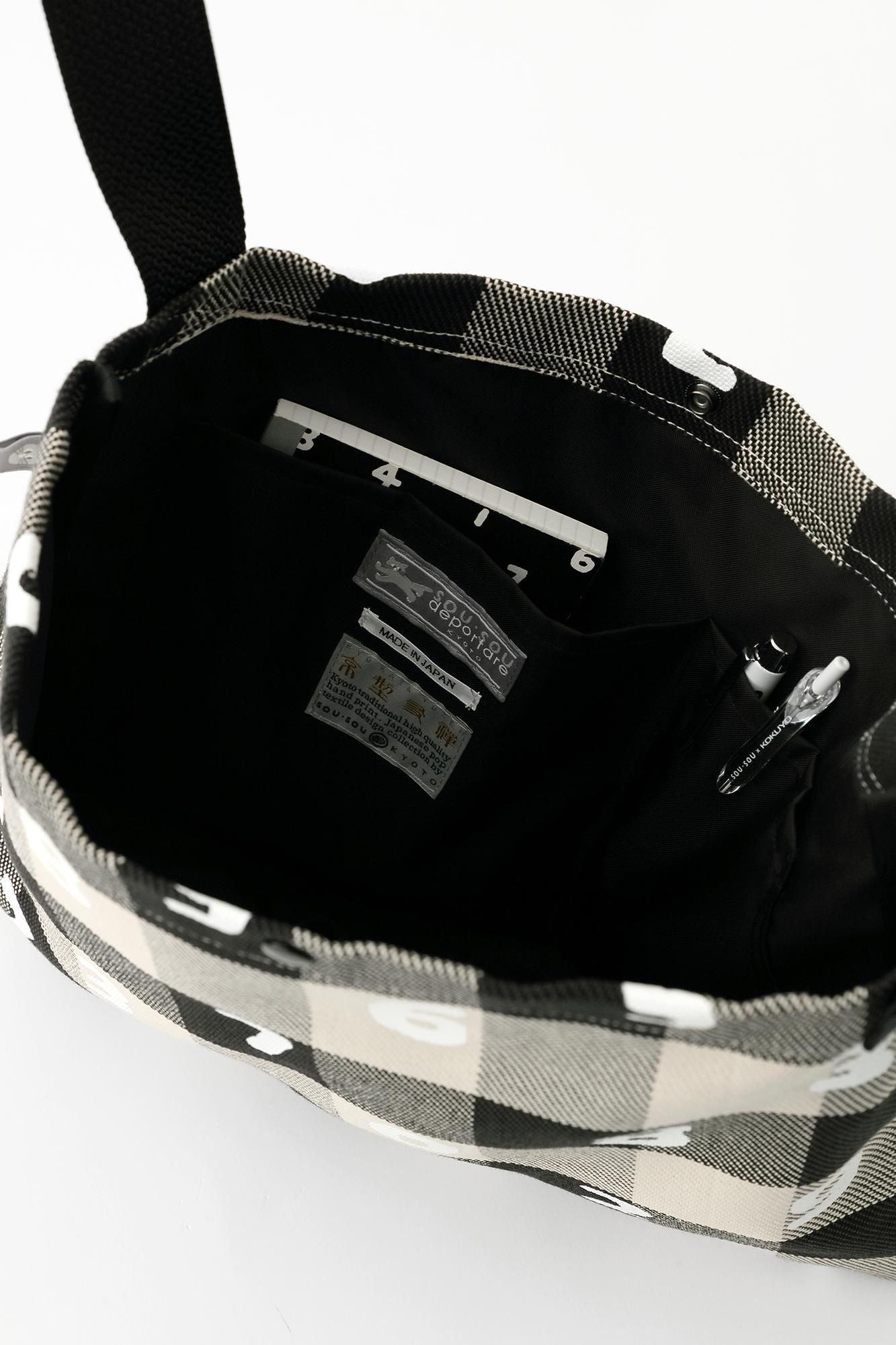 ヘビーツイルチェック サコッシュ／SO-SU-U アイボリー