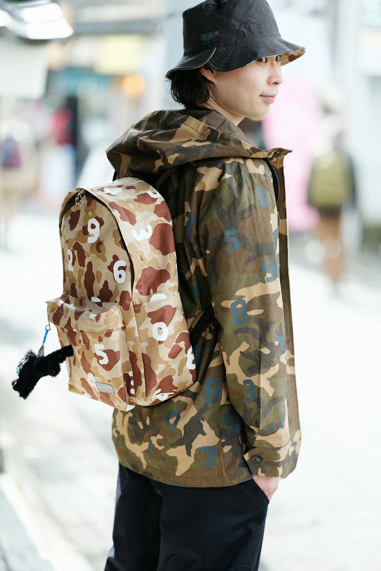 雙面織 d. 背包／duck hunter camo SO-SU-U十數 淡米色